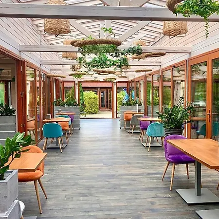 Perlyna Ars Hotel Stryi